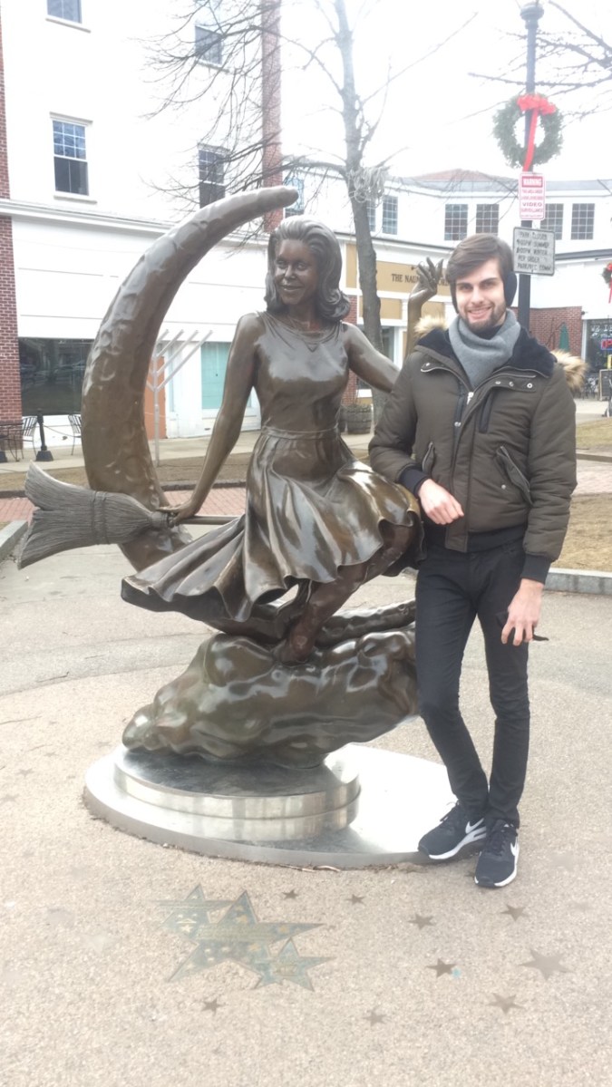 salem travel guide bewitched statue