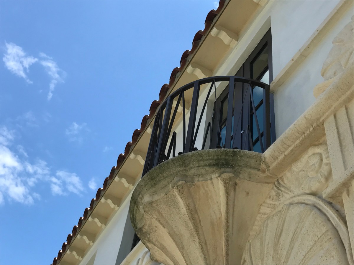 Spanish-style architecture at Lincoln Road Mall